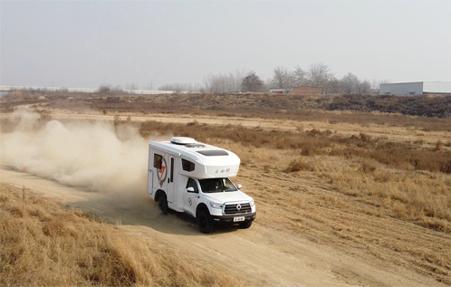 自由炮自動(dòng)檔、四驅(qū)房車(chē)，值得選擇